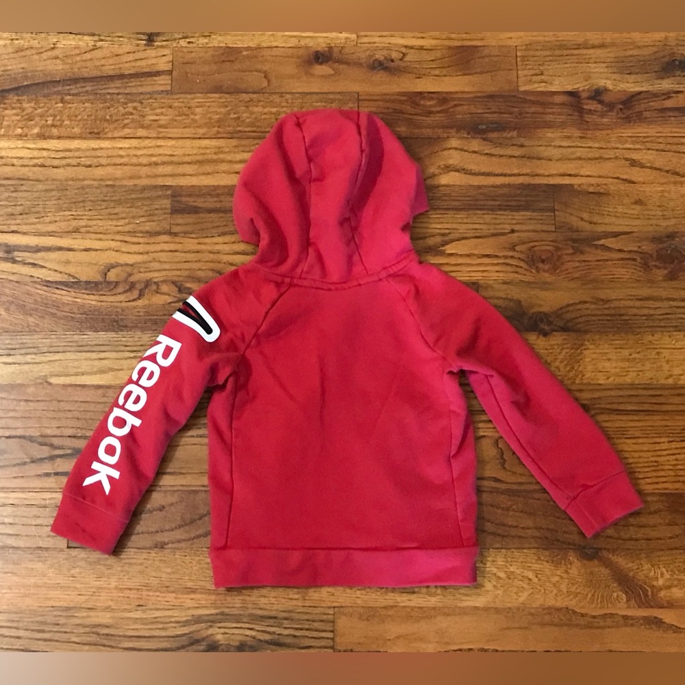 Red Reebok Hooded Pullover Jacket w/ Pockets & Sleeve
Toddler 24M 2T Unisex